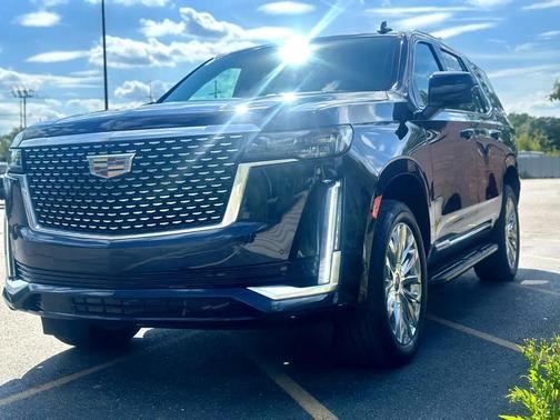 2022 Cadillac Escalade Premium Luxury