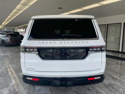 2023 Jeep Grand Wagoneer L 4x4
