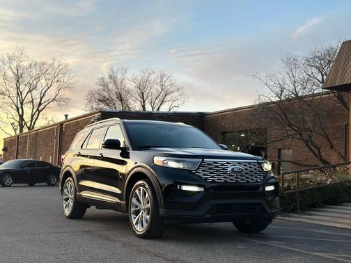 2021 Ford Explorer Platinum