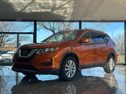 2018 Nissan Rogue SV