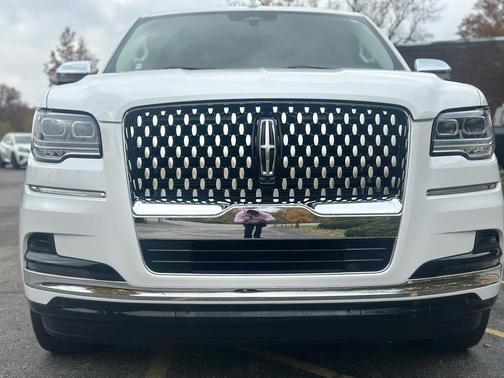 2023 Lincoln Navigator Black Label