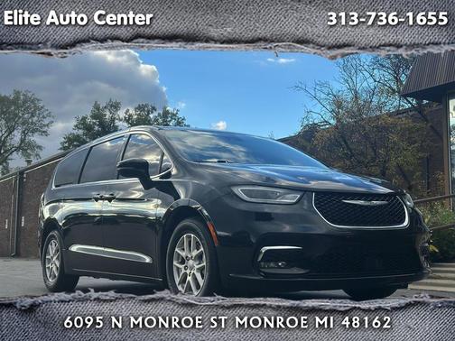 2023 Chrysler Pacifica Touring L