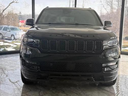 2023 Jeep Wagoneer Series II Carbide 4x4