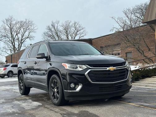 2021 Chevrolet Traverse LT Cloth
