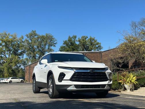 2023 Chevrolet Blazer 2LT