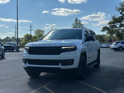 2023 Jeep Wagoneer Series II Carbide 4x4