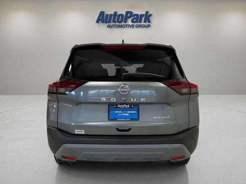 Gun Metallic 2023 Nissan Rogue SV