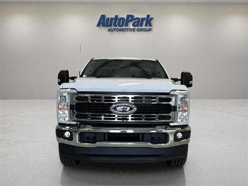 2025 Ford F-350 XLT
