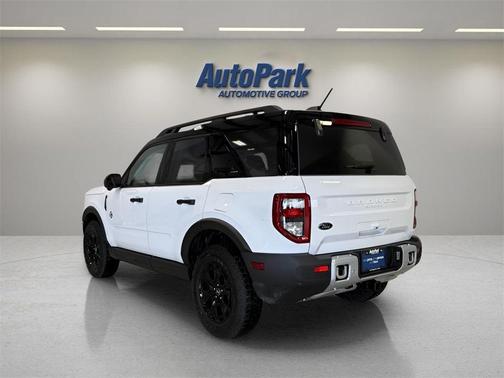 Oxford White 2025 Ford Bronco Sport Outer Banks