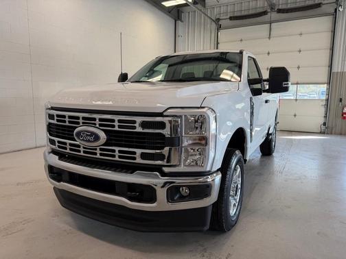 2026 Ford F-350 XLT