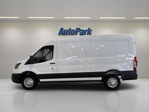 2026 Ford Transit-250 148 WB Medium Roof Cargo