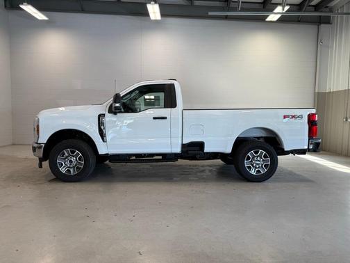2025 Ford F-250 XLT