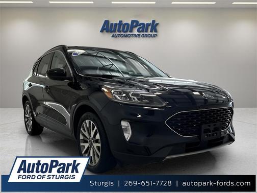 2022 Ford Escape Titanium