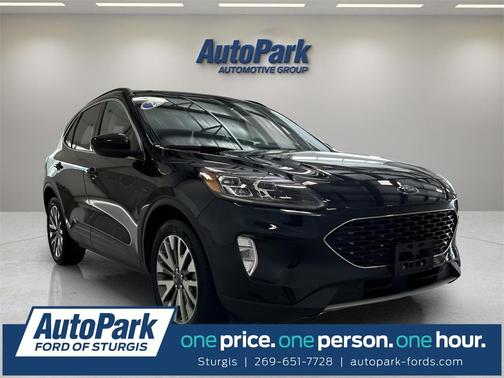 2022 Ford Escape Titanium