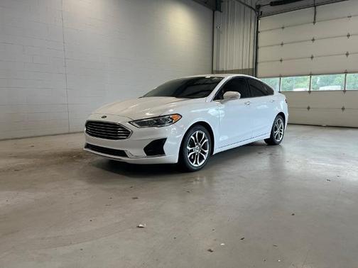2019 Ford Fusion SEL