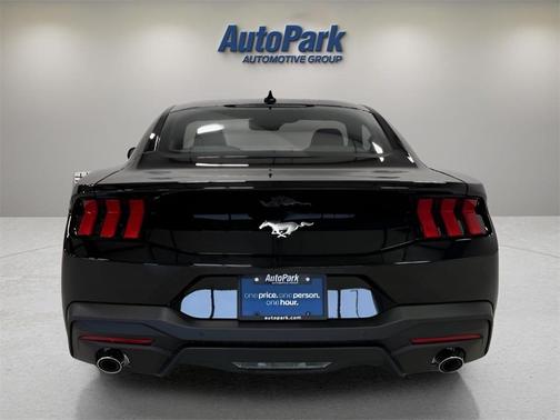 2026 Ford Mustang Premium