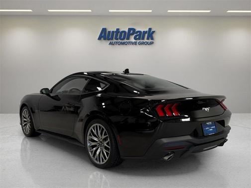 2026 Ford Mustang Premium