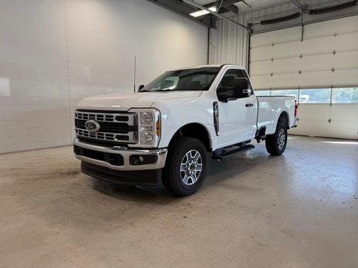 2025 Ford F-250 XLT