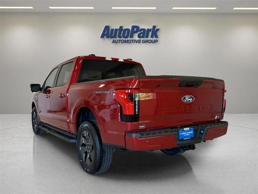 2025 Ford F-150 Lightning Flash