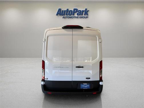 2025 Ford Transit-250 148 WB Medium Roof Cargo