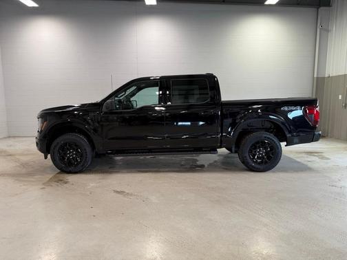 Black Metallic 2026 Ford F-150 XLT