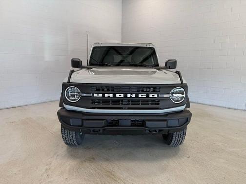 Avalanche Gray 2026 Ford Bronco Big Bend