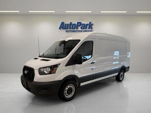 Oxford White 2026 Ford Transit-250 148 WB Medium Roof Cargo