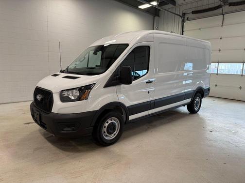 Oxford White 2026 Ford Transit-250 148 WB Medium Roof Cargo