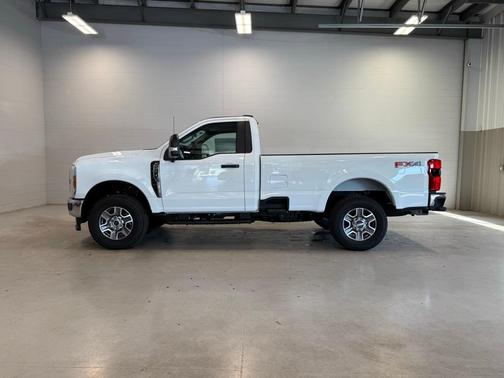 2025 Ford F-250 XLT