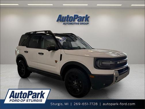 Oxford White 2025 Ford Bronco Sport Badlands