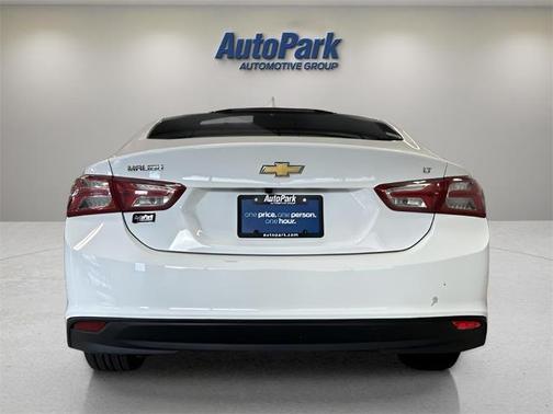 2022 Chevrolet Malibu LT W/1LT