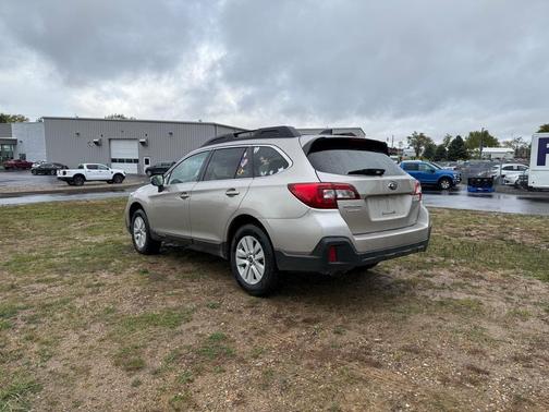 2019 Subaru Outback 2.5i Premium
