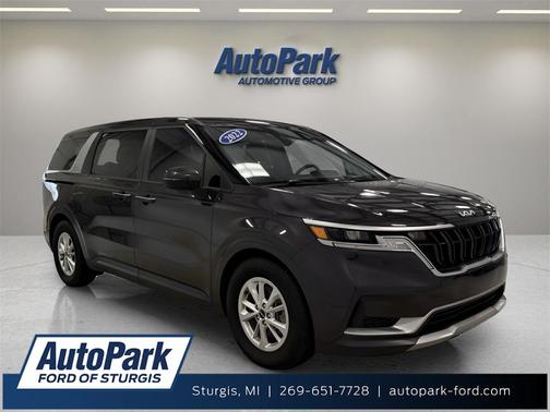 2022 Kia Carnival LX