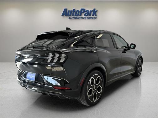 2022 Ford Mustang Mach-E GT