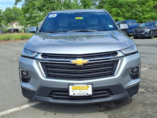Sterling Gray Metallic 2023 Chevrolet Traverse LS