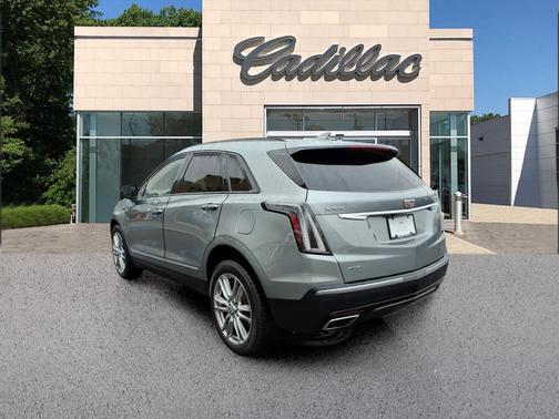 2023 Cadillac XT5 Sport