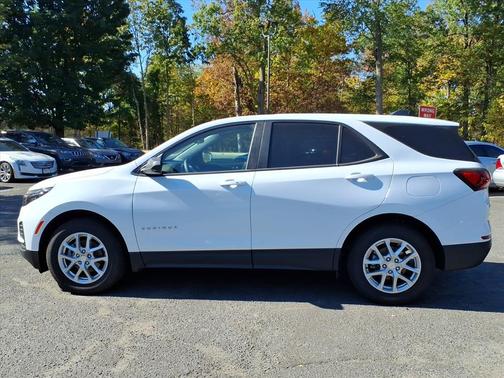 2022 Chevrolet Equinox LS