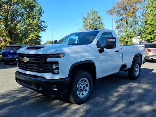 Summit White 2026 Chevrolet Silverado 2500 WT