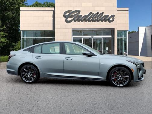 2025 Cadillac CT5 Sport