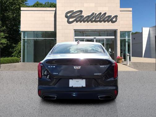 2023 Cadillac CT4 Luxury