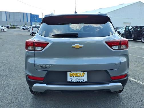 Sterling Gray Metallic 2023 Chevrolet Trailblazer LT