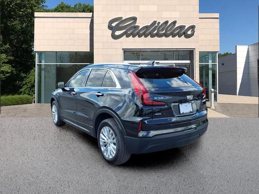 Stellar Black Metallic 2024 Cadillac XT4 Luxury