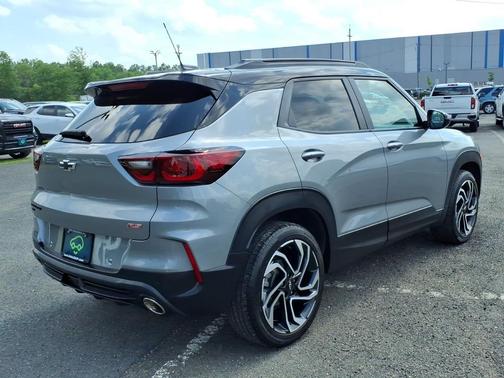 Sterling Gray Metallic 2024 Chevrolet Trailblazer RS