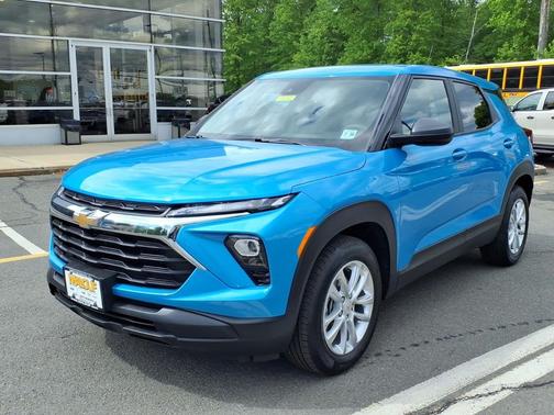 Marina Blue Metallic 2026 Chevrolet Trailblazer LS