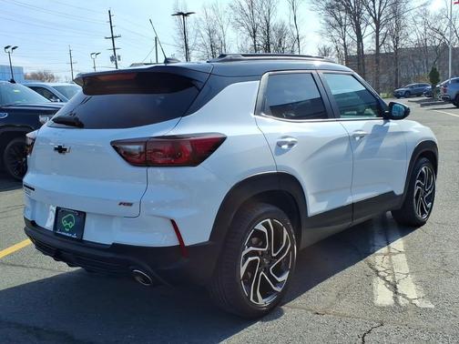 Summit White 2024 Chevrolet Trailblazer RS