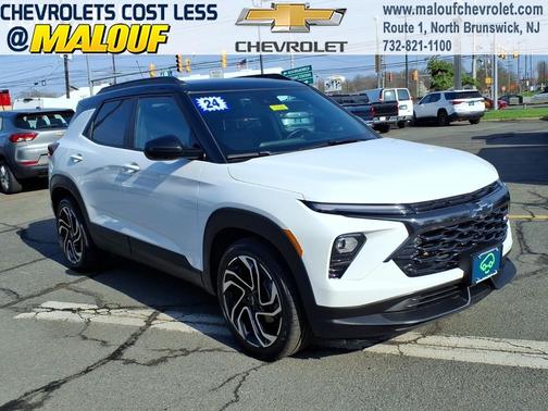Summit White 2024 Chevrolet Trailblazer RS