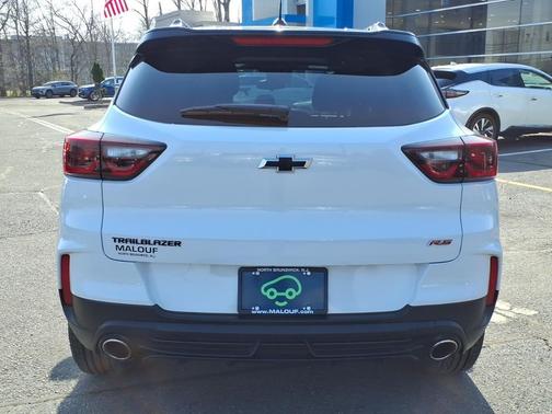 Summit White 2024 Chevrolet Trailblazer RS