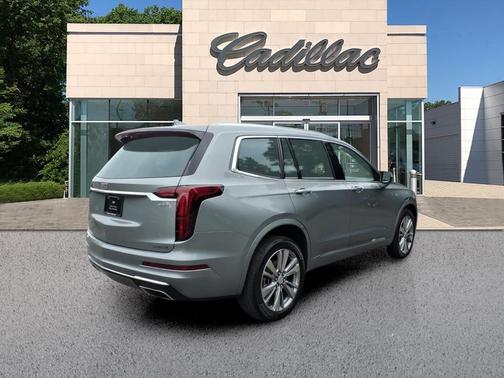 Argent Silver Metallic 2023 Cadillac XT6 Premium Luxury AWD