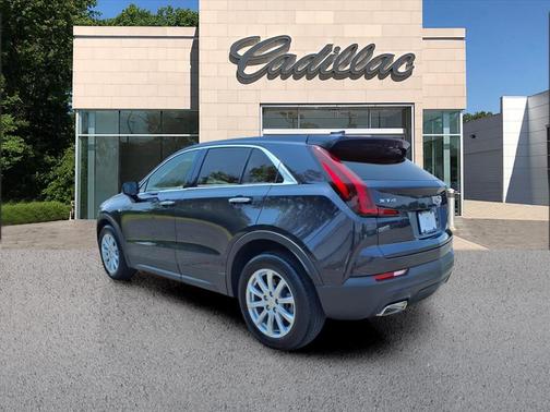 2022 Cadillac XT4 Luxury