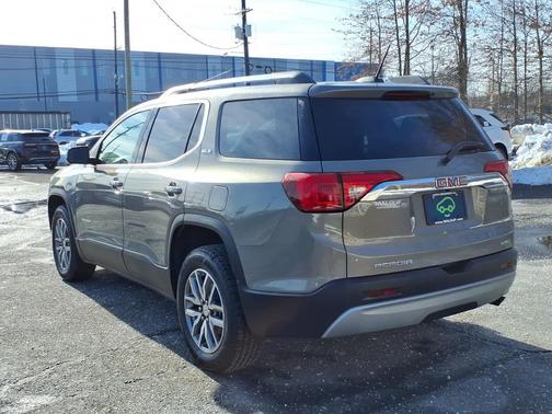 2019 GMC Acadia SLE-2